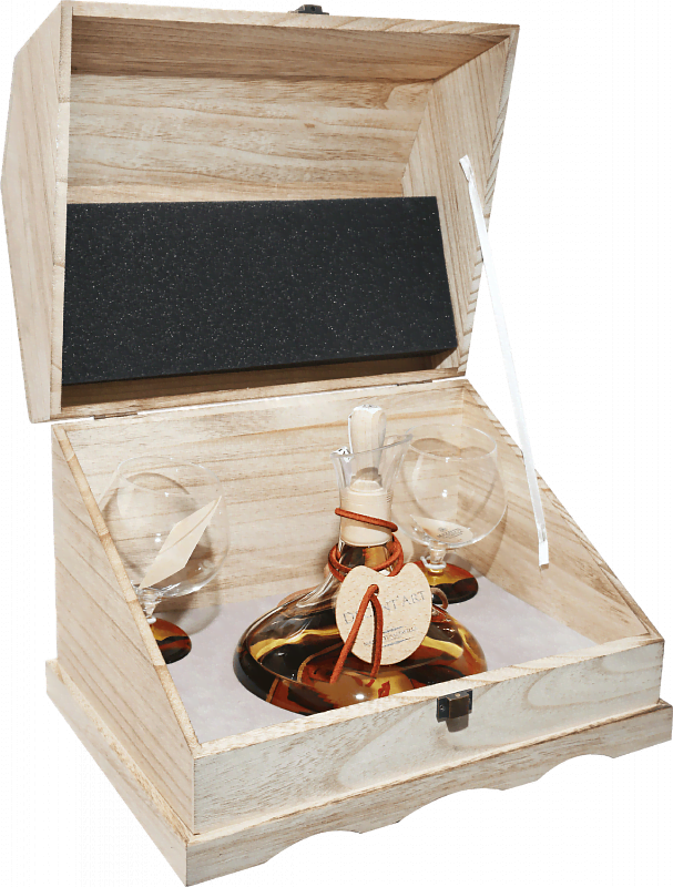 Граппа Grappa Di Barolo Invecchiata Mazzetti d’Altavilla (gift box with 2 glasses) 2018 0.7л