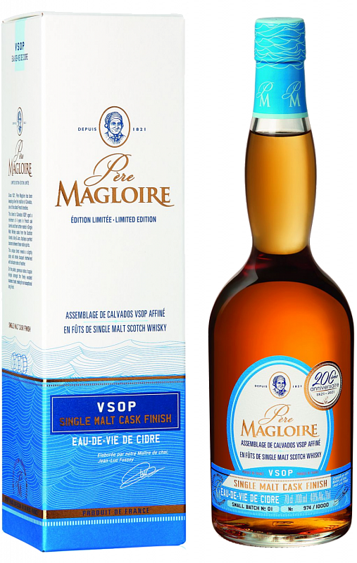 Кальвадос Père Magloire VSOP Single Malt Cask Finish Pays d’Auge AOC (gift box) 0.7 л